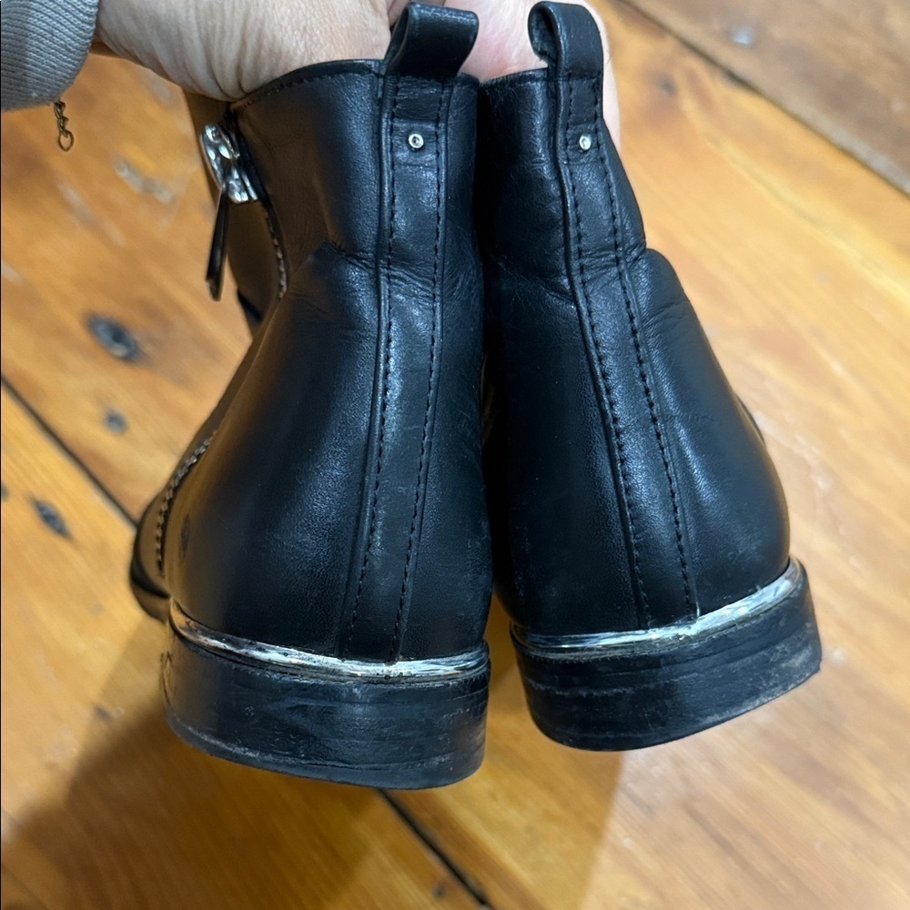 Marc Fisher Black Ankle Booties with silver detail size 8.5 M - Picture 6 of 9